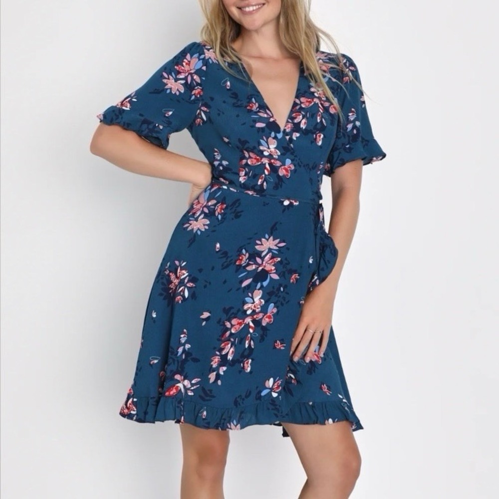 Lulu's Blue Floral Long Sleeve Dress